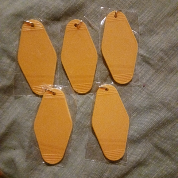 Other - keychain Orange Yellow Label 5 pcs Motel Hotel Sublimation Blank